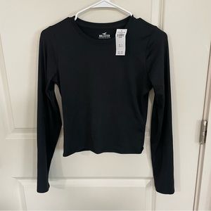 HOLLISTER Long Sleeved Shirt (2024) - Medium